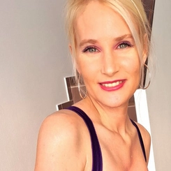 Noémi páros masszázs profilkép