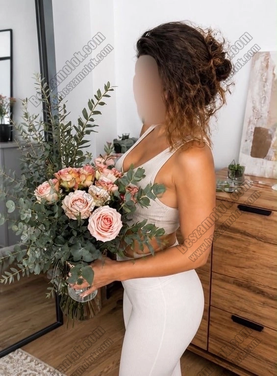 Olivia - +36 30 822 2825 - masszazs parban foto