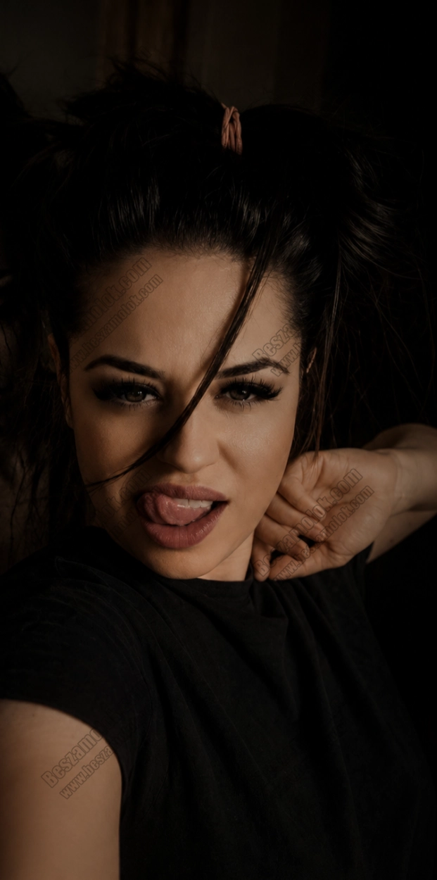 BIANKA🌺 paros masszazs profil kepes profil - masszazsparban.hu BIANKA🌺 - +36 30 588 3003 - masszazs parban foto