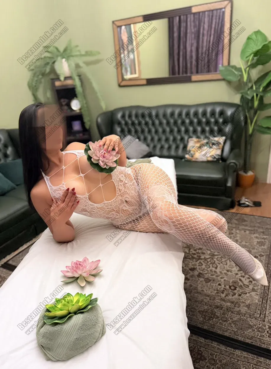 STELLA paros masszazs profil kepes profil - masszazsparban.hu STELLA - +36 30 723 5518 - masszazs parban foto